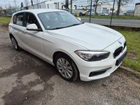 Gebraucht BMW 118 Advantage 136 PS (100 kW) 2015 Weiß Kleinwagen