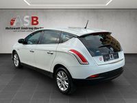 Gebraucht Lancia Delta 140 PS (102 kW) 2010 Weiß Kleinwagen