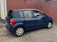 Second-hand Renault Modus 75 CP (55 kW) 2010 Albastru Monovolum