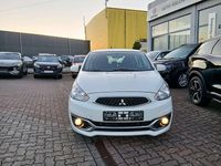 Gebraucht Mitsubishi Space Star Basis 71 PS (52 kW) 2018 Weiß Kleinwagen