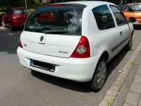 Gebraucht Renault Clio 55 PS (40 kW) 2009 Weiß Kleinwagen