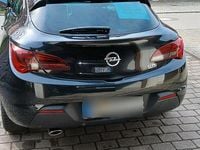 Gebraucht Opel Astra GTC 180 PS (132 kW) 2012 Schwarz Limousine