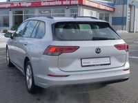 Gebraucht VW Golf VIII Life 150 PS (110 kW) 2022 Silber Kombi