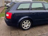 Usata Audi A4 Performance 131 CV (96 kW) 2004 Blu Berlina