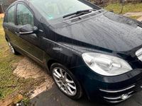 Gebraucht Mercedes B180 116 PS (85 kW) 2009 Schwarz Van / Kleinbus