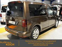 Gebraucht VW Caddy Highline 125 PS (91 kW) 2017 Braun Van / Kleinbus