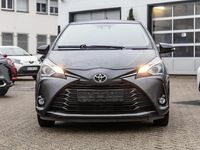Gebraucht Toyota Yaris Plus 111 PS (81 kW) 2017 Marlingrau metallic Kleinwagen
