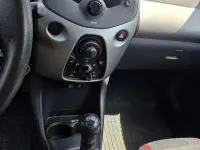 Gebraucht Peugeot 108 Active 82 PS (60 kW) 2014 Zu lackieren silver grey1e7/m Kleinwagen