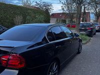 Second-hand BMW 325 218 CP (160 kW) 2005 Negru Berlinǎ