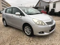 Gebraucht Toyota Verso Edition 147 PS (108 kW) 2011 Silber Van / Kleinbus