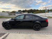 Usado Skoda Octavia Active 105 HP (77 kW) 2013 Preto Sedan
