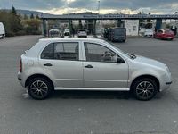 Gebraucht Skoda Fabia 65 PS (47 kW) 2002 Silber Kleinwagen