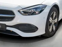 Gebraucht Mercedes C300e Avantgarde 313 PS (230 kW) 2024 Polarweiß Kombi