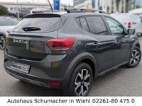 Gebraucht Dacia Sandero Expression 110 PS (80 kW) 2023 Grau Kleinwagen