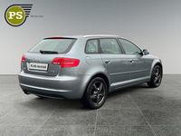 Gebraucht Audi A3 Attraction 125 PS (91 kW) 2010 Grau Limousine