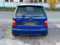 Gebraucht Mercedes A160 102 PS (75 kW) 2000 Blau Limousine