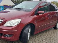 Gebraucht Mercedes B170 116 PS (85 kW) 2006 Weinrot Van / Kleinbus