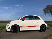 Gebraucht Abarth 595 145 PS (106 kW) 2018 Weiß Kleinwagen