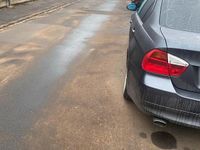 Gebraucht BMW 318 143 PS (105 kW) 2007 Grau Limousine