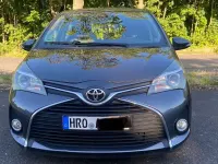Gebraucht Toyota Yaris Comfort 99 PS (72 kW) 2015 Grau Kleinwagen