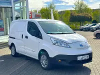 Gebraucht Nissan e-NV200 80 kW (109 PS) 2020 Weiß Van / Kleinbus