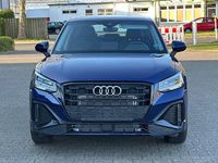 Gebraucht Audi Q2 S-Line 190 PS (139 kW) 2024 Navarrablau metallic SUV