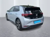 Gebraucht VW ID.3 Pro 150 kW (204 PS) 2023 Scale silver metallic schwarz Kleinwagen