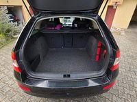 Usado Skoda Octavia 110 HP (80 kW) 2016 Preto Citadino