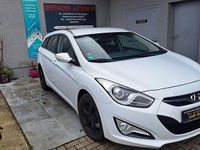Gebraucht Hyundai i40 Edition 136 PS (100 kW) 2012 Weiß Kombi