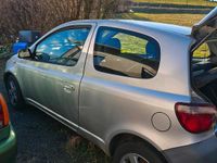 Gebraucht Toyota Yaris 65 PS (47 kW) 2002 Grau Kleinwagen