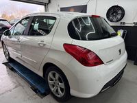 Gebraucht Peugeot 308 Active 120 PS (88 kW) 2011 Weiß Limousine