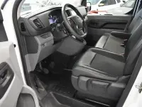 Gebraucht Opel Vivaro-e Combi Edition 150 PS (110 kW) 2021 Jade weiss/arktis weiss Van / Kleinbus