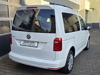 Gebraucht VW Caddy 102 PS (75 kW) 2018 Candyweiß Van / Kleinbus