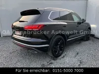 Gebraucht VW Touareg R-line 231 PS (169 kW) 2022 Schwarz SUV