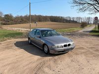 Gebraucht BMW 523 170 PS (125 kW) 1998 Silber Limousine