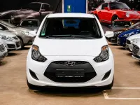 Gebraucht Hyundai i20 Style 125 PS (91 kW) 2018 Weiß Van / Kleinbus