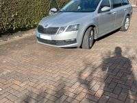 Gebraucht Skoda Octavia Style 116 PS (85 kW) 2017 Silber Kombi