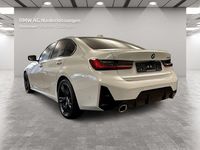 Gebraucht BMW 320 Comfort Edition 184 PS (135 kW) 2025 Weiß Limousine