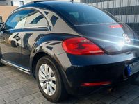 Gebraucht VW Beetle Design 105 PS (77 kW) 2013 Schwarz Kleinwagen