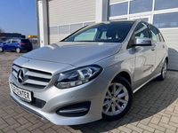 Gebraucht Mercedes B180 122 PS (89 kW) 2015 Silber Van / Kleinbus