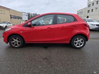 Gebraucht Mazda 2 Center-Line 102 PS (75 kW) 2014 Rot Limousine