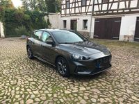 Gebraucht Ford Focus 150 PS (110 kW) 2018 Grau Limousine