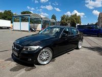 Gebraucht BMW 325 218 PS (160 kW) 2008 Schwarz Limousine