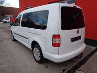 Gebraucht VW Caddy Maxi Trendline 102 PS (75 kW) 2013 Weiß Van / Kleinbus