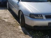 Gebraucht Audi A3 Attraction 125 PS (91 kW) 1997 Alusilber metallic Kleinwagen