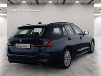 Gebraucht BMW 318 Basis 150 PS (110 kW) 2023 Blau Kombi