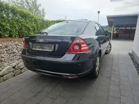 Gebraucht Ford Mondeo 125 PS (91 kW) 2007 Schwarz Limousine