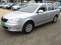 Gebraucht Skoda Octavia Ambition 105 PS (77 kW) 2012 Silber metallic Kombi