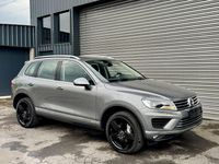 Gebraucht VW Touareg Terrain Tech 262 PS (192 kW) 2016 Grau SUV