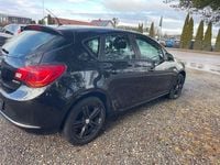 Gebraucht Opel Astra Active 101 PS (74 kW) 2013 Schwarz Limousine